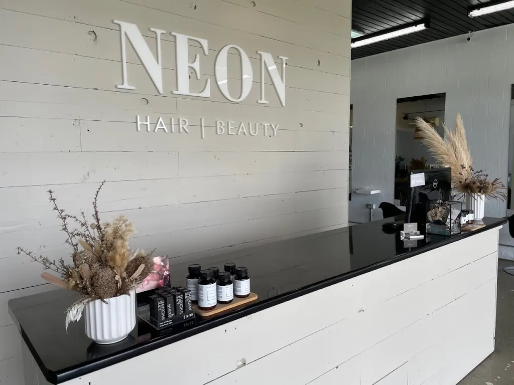 NEON HAIR & BEAUTY — Hair salon in Southport